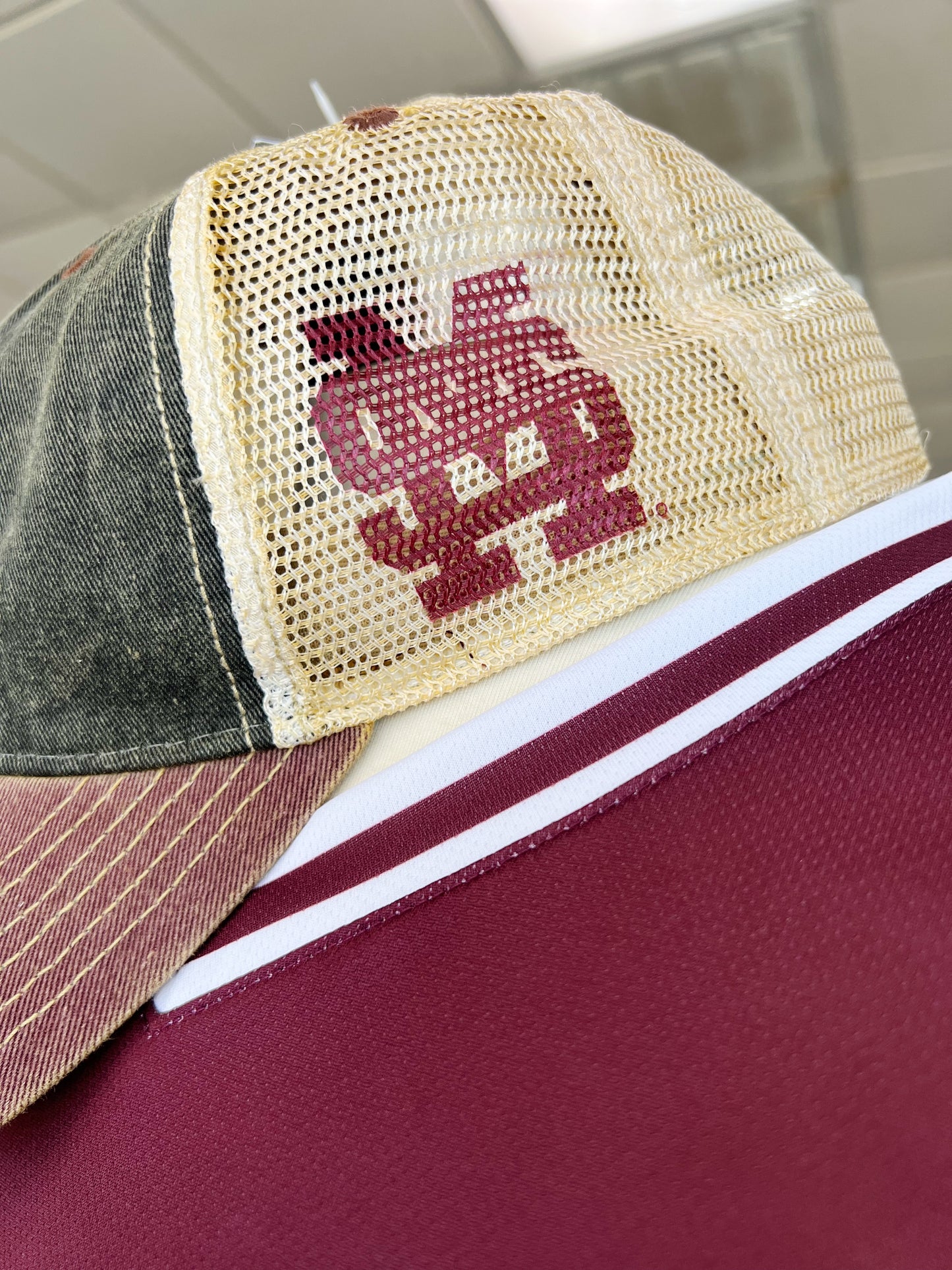 Maroon/Grey Swinging Bully Trucker