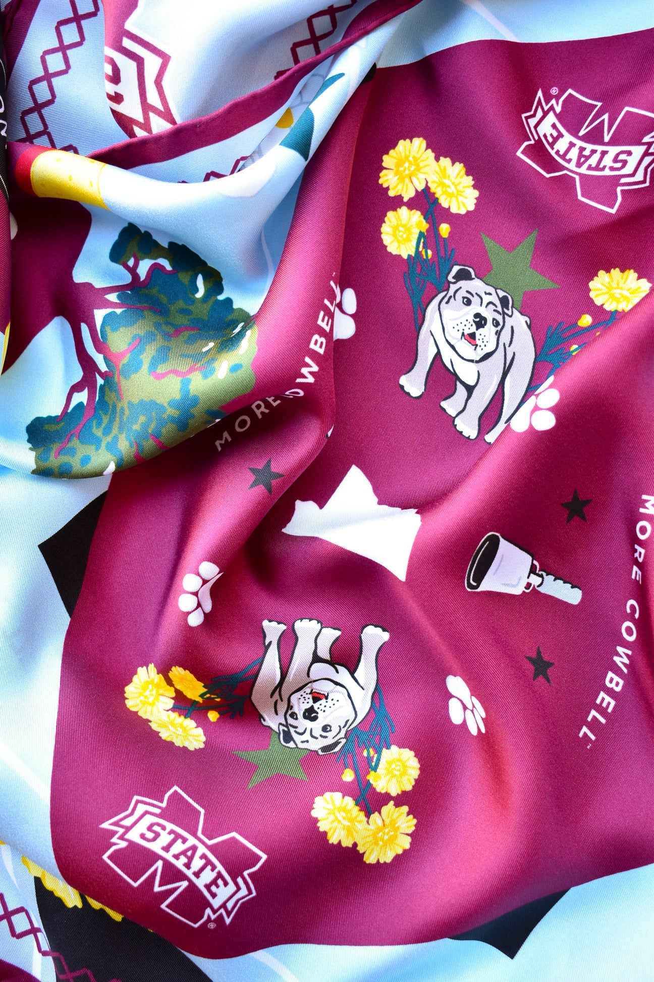 Bulldogs Pocket Scarf