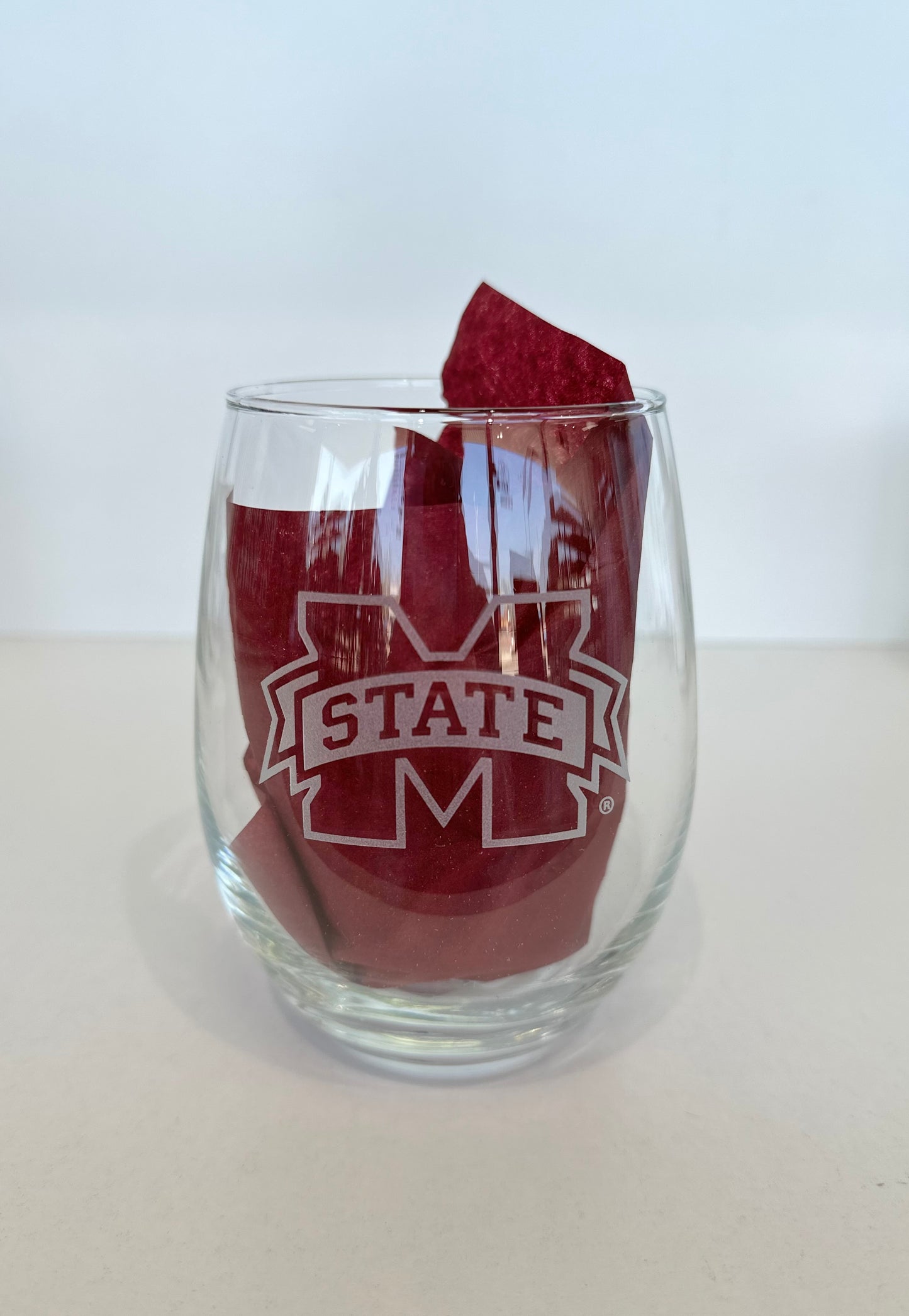 M Banner 21 oz Stemless Wine Glass